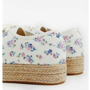 IVORY FLORAL CANVAS ESPADRILLE SNEAKER (WW)